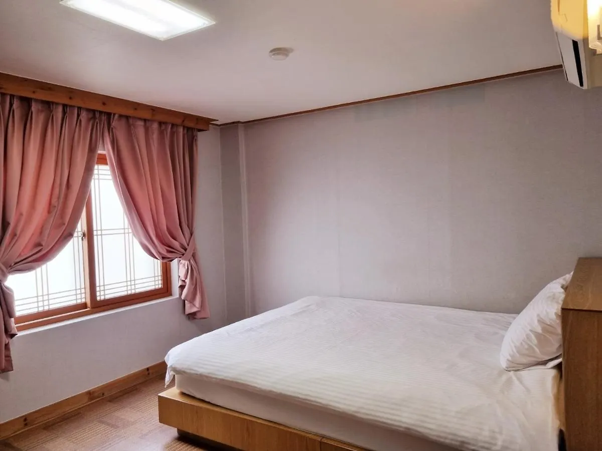 Hotel G Τζέτζου